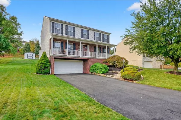 224 Field Club Cir, Robinson Twp, PA 15136