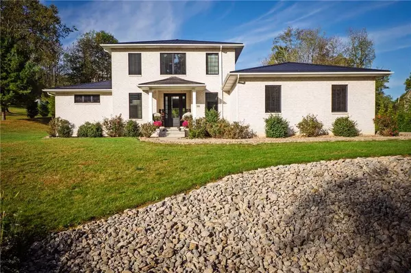 100 Waterside Dr, Chippewa Twp, PA 15010