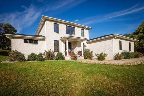 100 Waterside Dr, Chippewa Twp, PA 15010