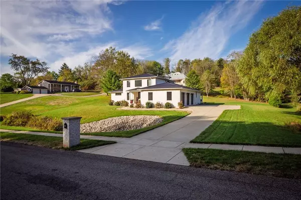 100 Waterside Dr, Chippewa Twp, PA 15010