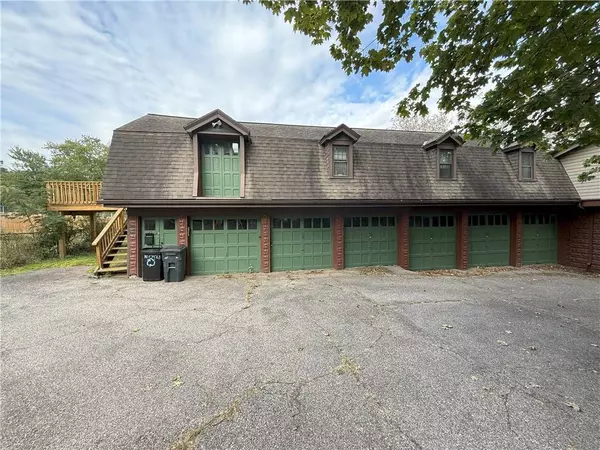 27 Richmond St, Crafton, PA 15205