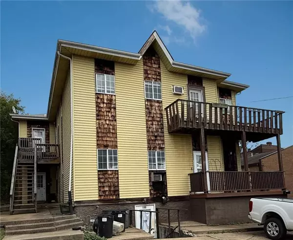 11 Station St, Crafton, PA 15205