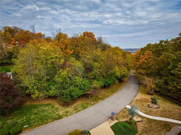 0 Kenyon Rd, Thornburg, PA 15205