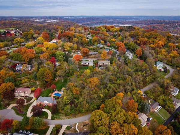 0 Kenyon Rd, Thornburg, PA 15205