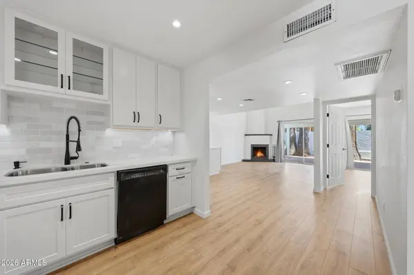 2847 N 49TH Place, Phoenix, AZ 85008