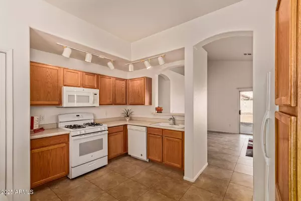 16176 W TONTO Street, Goodyear, AZ 85338