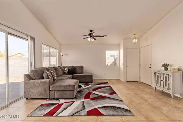 16176 W TONTO Street, Goodyear, AZ 85338