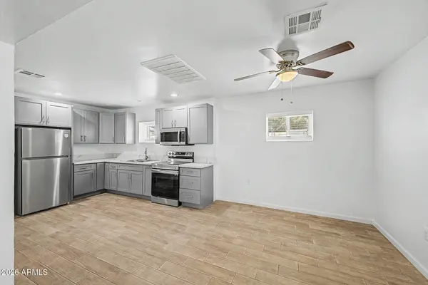 13805 N LUNA Street, El Mirage, AZ 85335