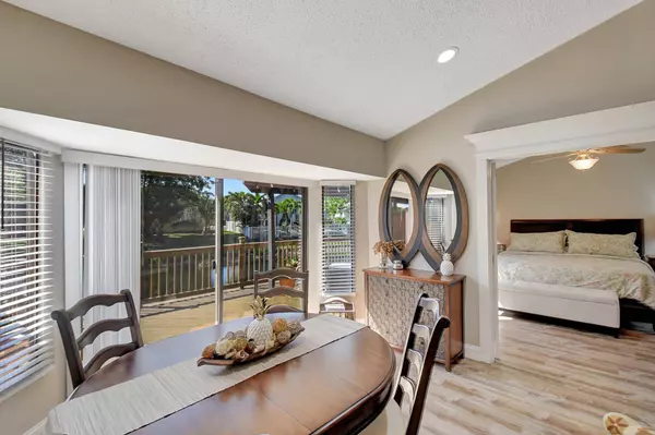 1111 Landings BLVD, Greenacres, FL 33413