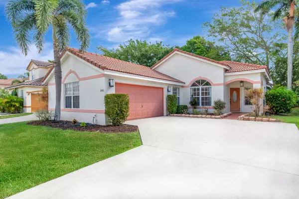 6745 Coral Reef ST, Lake Worth, FL 33467