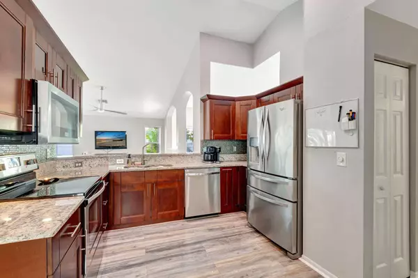 6745 Coral Reef ST, Lake Worth, FL 33467