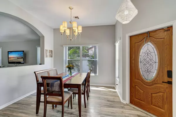 6745 Coral Reef ST, Lake Worth, FL 33467