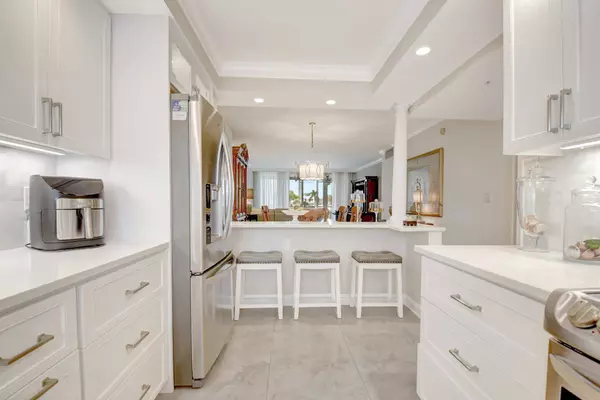 3224 S Ocean BLVD 214-B, Highland Beach, FL 33487