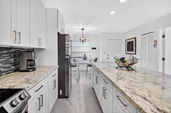 13213 Lucinda Palm CT D, Delray Beach, FL 33484