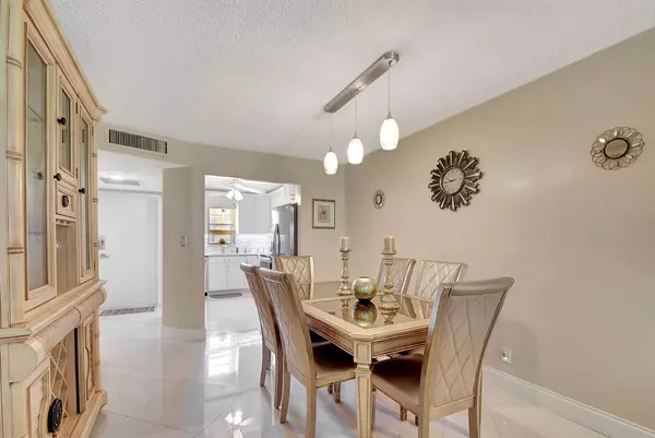 740 E Ocean AVE 105, Boynton Beach, FL 33435