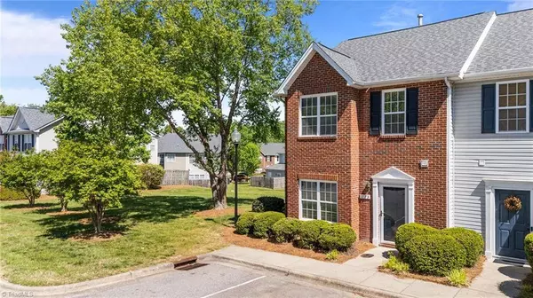 1773 Olivers Crossing CIR, Winston-salem, NC 27127