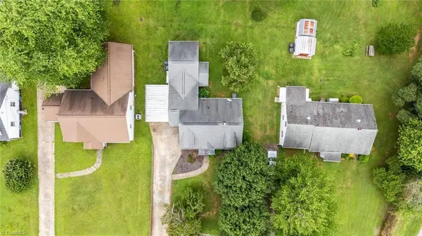 131 Rhyne AVE E, Winston-salem, NC 27127