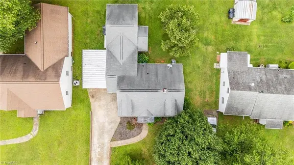 131 Rhyne AVE E, Winston-salem, NC 27127