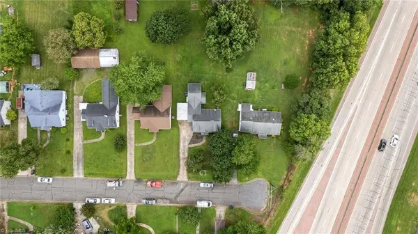 131 Rhyne AVE E, Winston-salem, NC 27127