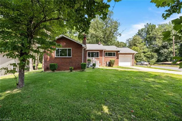 3331 Carver School RD, Winston-salem, NC 27105