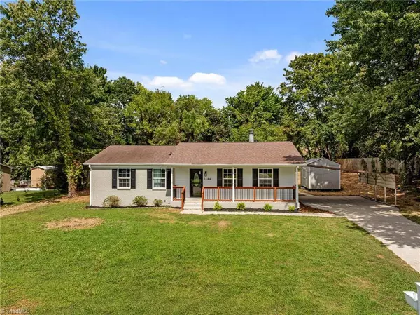 3604 Northfield PL, High Point, NC 27265