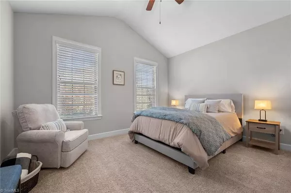 8811 Phillips Farm RD, Kernersville, NC 27284