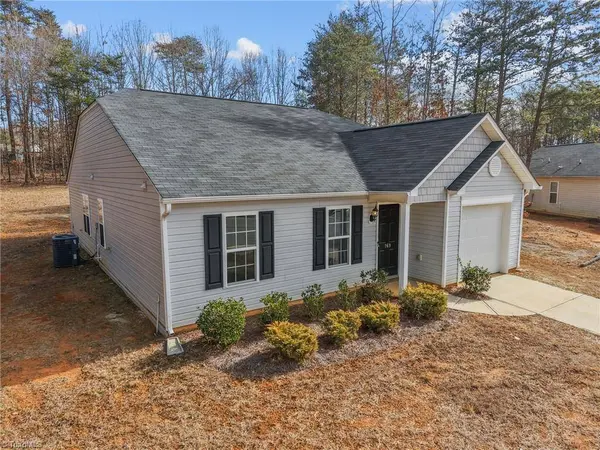 169 Delia RUN, Madison, NC 27025