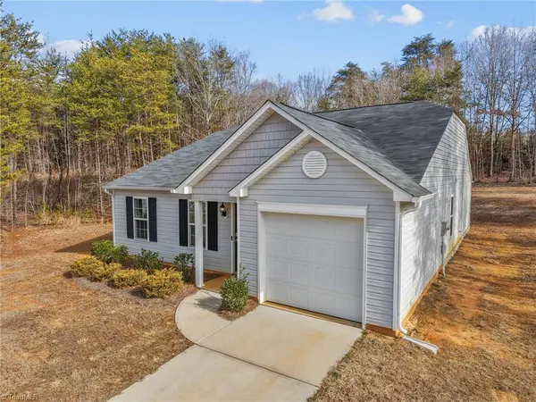 169 Delia RUN, Madison, NC 27025