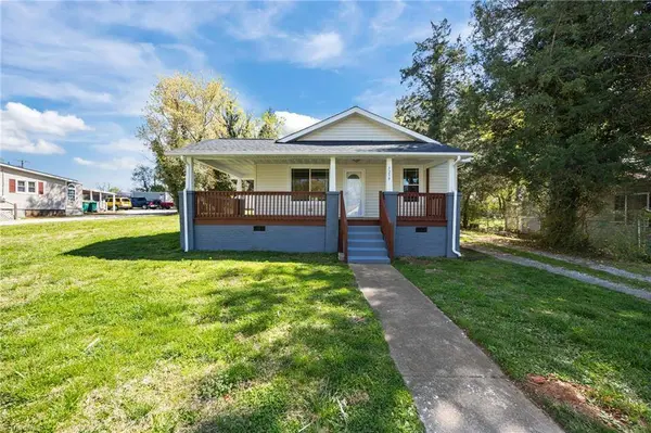 3259 Willoughby DR, Walkertown, NC 27051