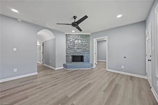 3259 Willoughby DR, Walkertown, NC 27051