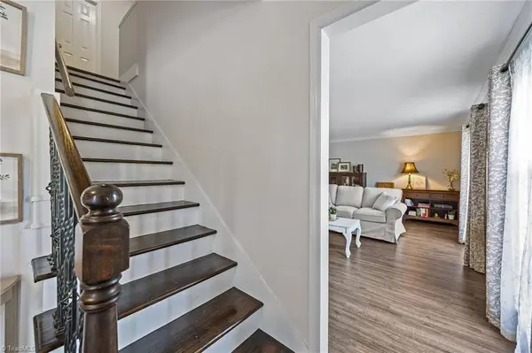 511 Rockspring RD, High Point, NC 27262
