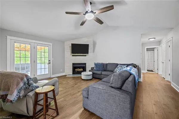 1974 Denise LN, Winston-salem, NC 27127