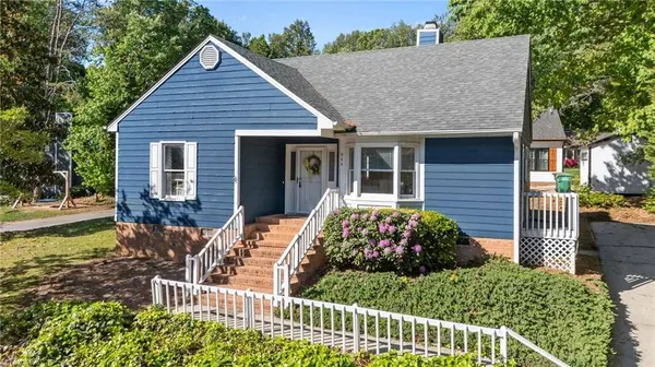 944 Chatfield DR, Jamestown, NC 27282