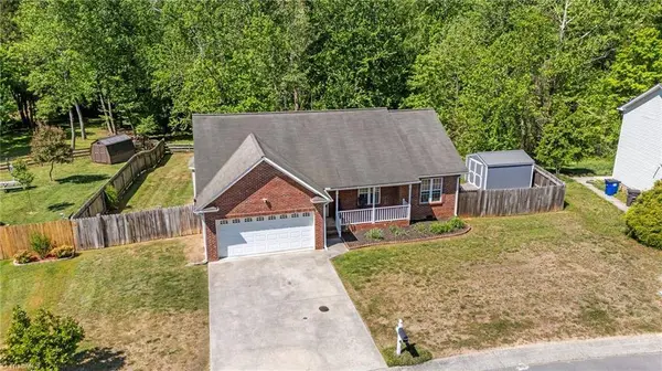 1974 Denise LN, Winston-salem, NC 27127