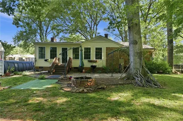 116 Pineburr RD, Greensboro, NC 27455