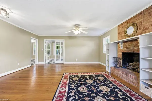 116 Pineburr RD, Greensboro, NC 27455