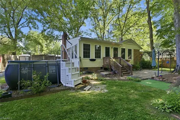 116 Pineburr RD, Greensboro, NC 27455