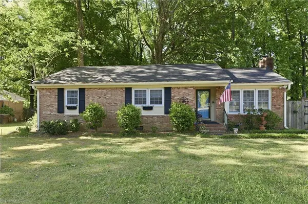 116 Pineburr RD, Greensboro, NC 27455