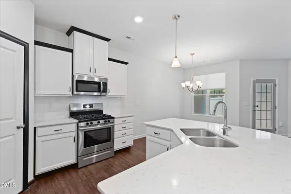 6075 Beale LOOP, Raleigh, NC 27616