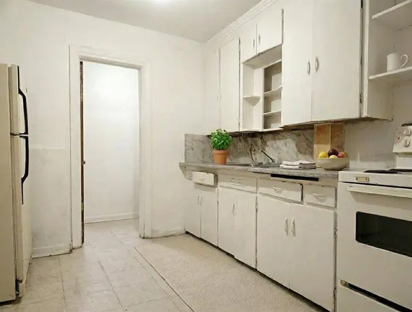 462 Manitoba Avenue, Winnipeg, MB R2W2G5