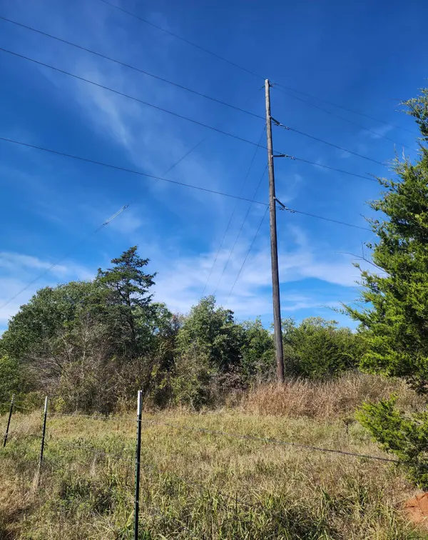 Clifton Rd, Marietta, OK 73448