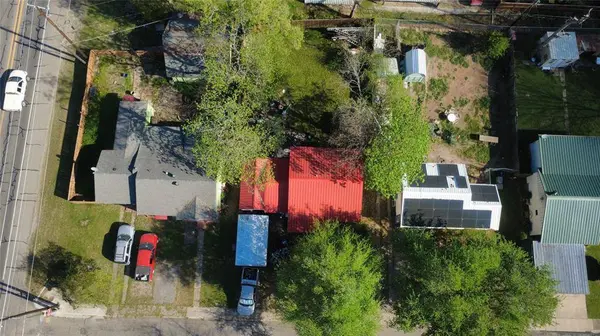 205 Graham Avenue, Bonham, TX 75418