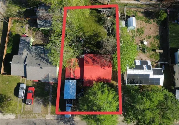205 Graham Avenue, Bonham, TX 75418