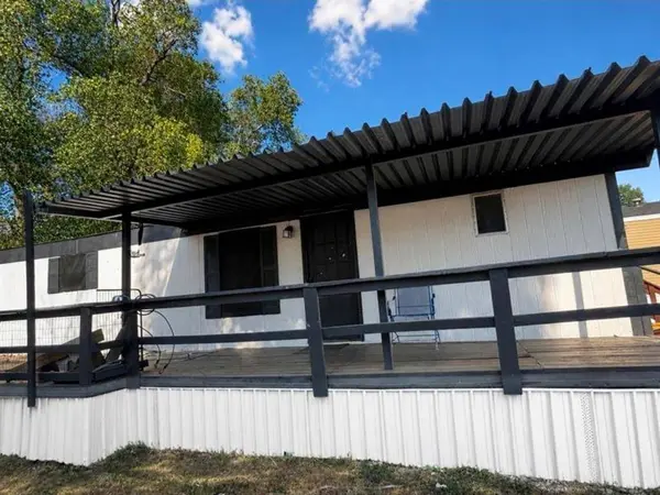 402 E HWY 121 Trl #680, Lewisville, TX 75067