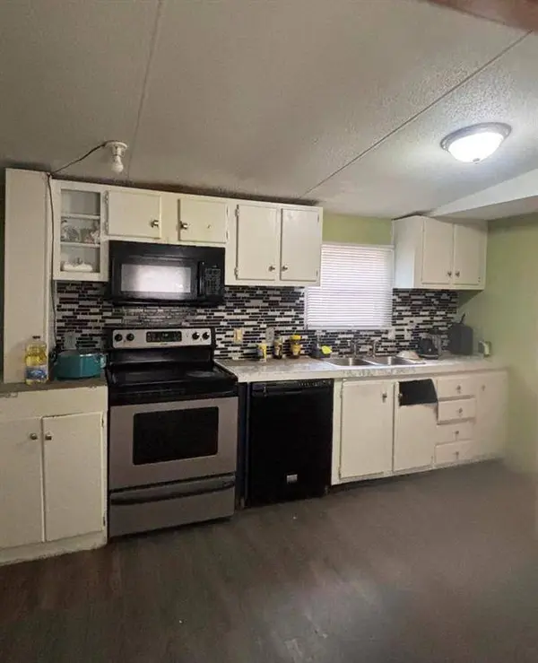 402 E HWY 121 Trl #680, Lewisville, TX 75067