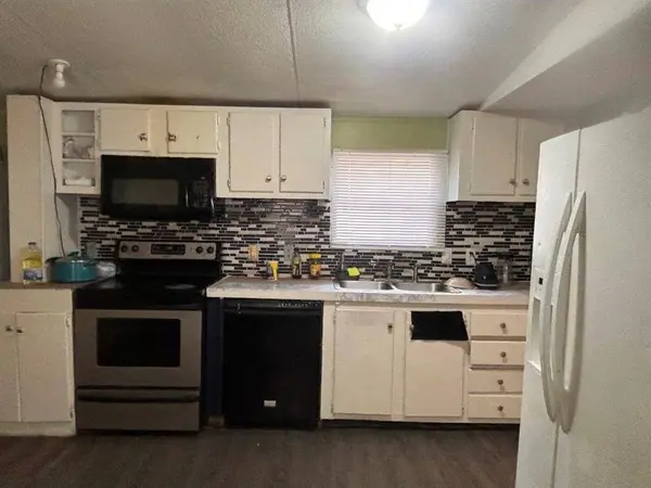 402 E HWY 121 Trl #680, Lewisville, TX 75067