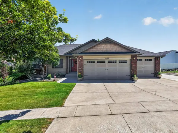 5205 Ethans Way