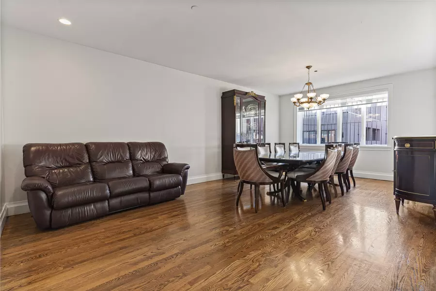 218 Middleton St ##6, Brooklyn, NY 11206-2934