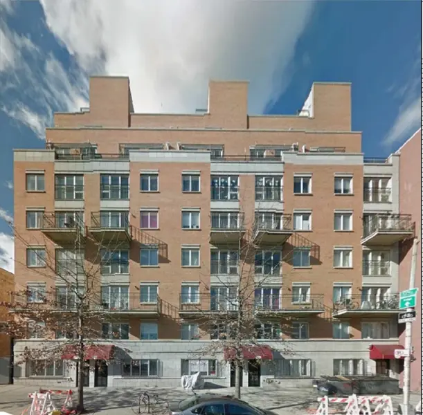 904 Bedford Ave #1A, Brooklyn, NY 11205-3919