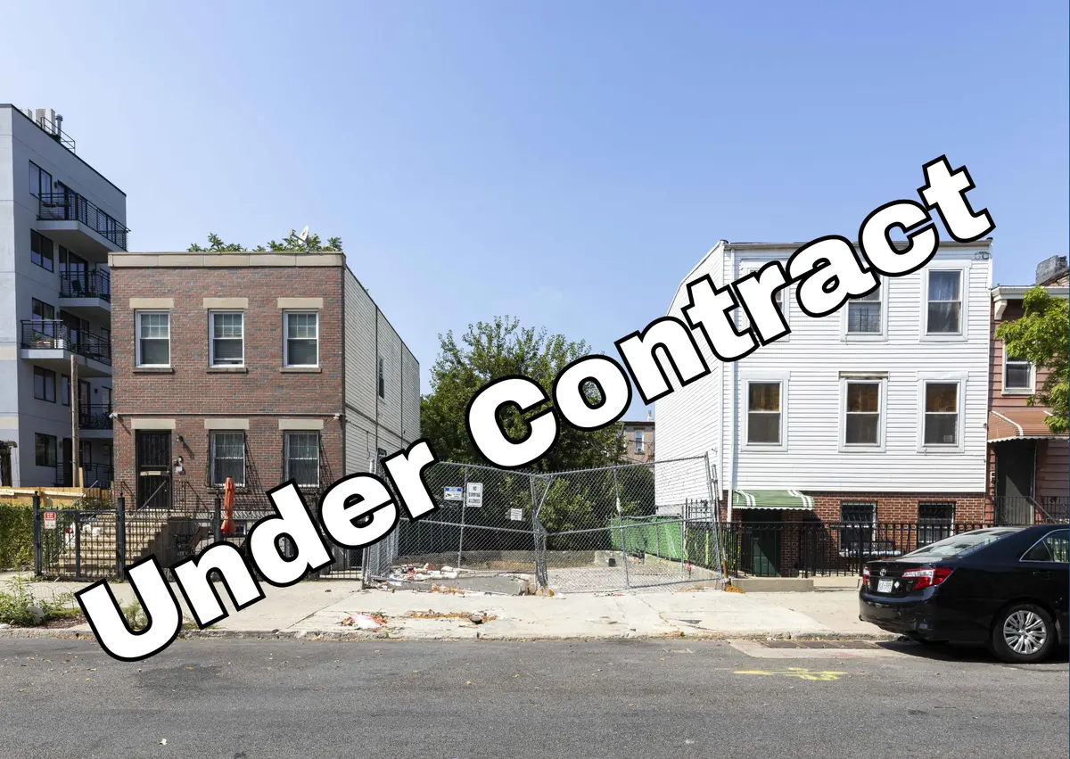 149 Pulaski St, Brooklyn, NY 11206